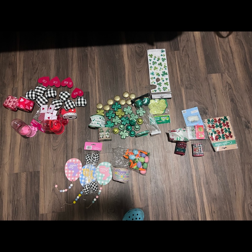Holiday crafts